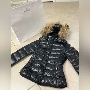 ダウンジャケット・コート MONCLER | Armoise Short Down Jacket Moncler | Jackets & Coats | Moncler Armoise Short Down